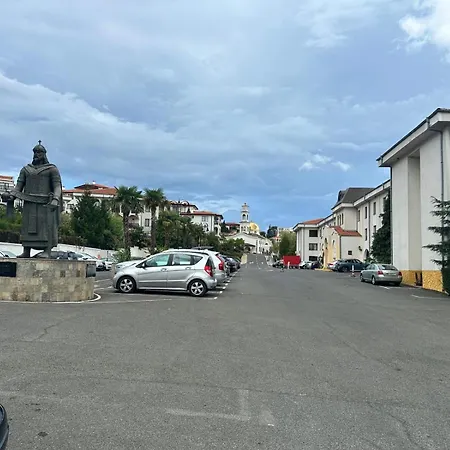 Fantastic In Apartment *